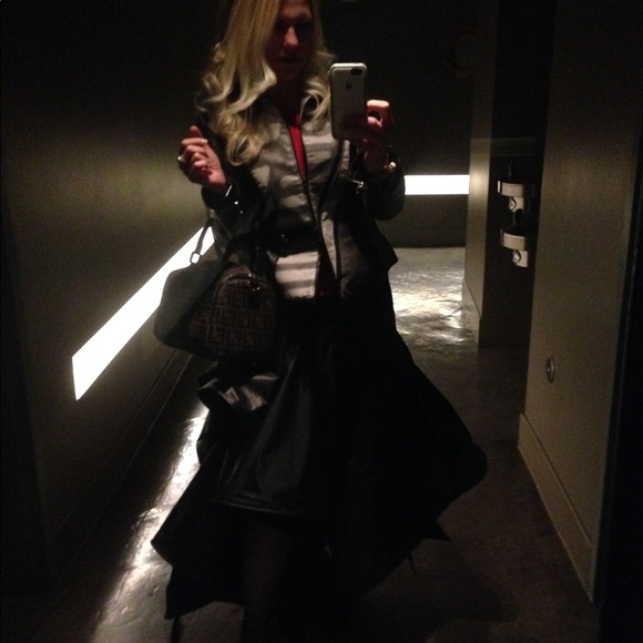 Meet your Posher, Bad Betty - Picture 13 of 16